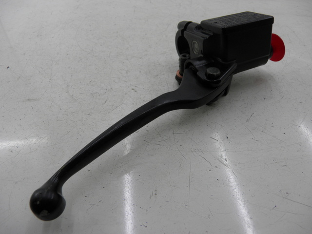 photo de FRONT MASTER CYLINDER PEUGEOT KISBEE 4T 50 (2010 - 2017)