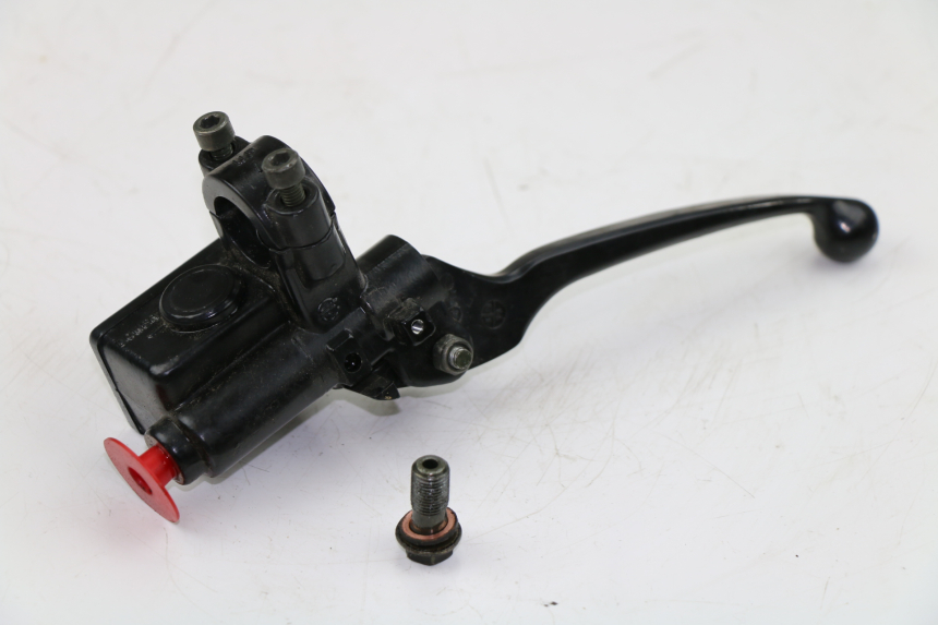 photo de FRONT MASTER CYLINDER PEUGEOT KISBEE 4T 50 (2010 - 2017)