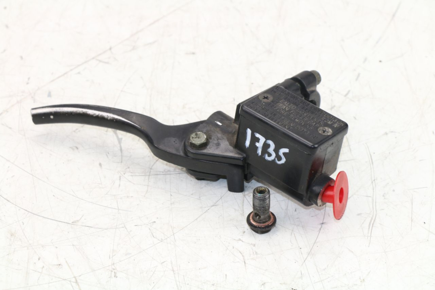 photo de FRONT MASTER CYLINDER PEUGEOT KISBEE 4T 50 (2010 - 2017)