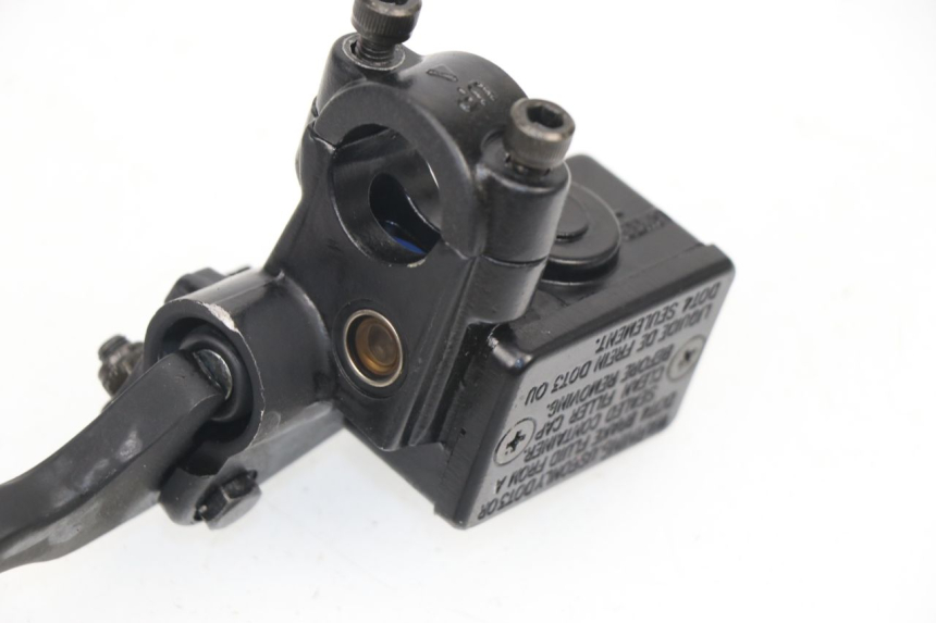 photo de FRONT MASTER CYLINDER PEUGEOT KISBEE 4T 50 (2010 - 2017)