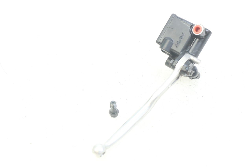 photo de FRONT BRAKE MASTER CYLINDER PEUGEOT SATELIS 125 (2010 - 2012)