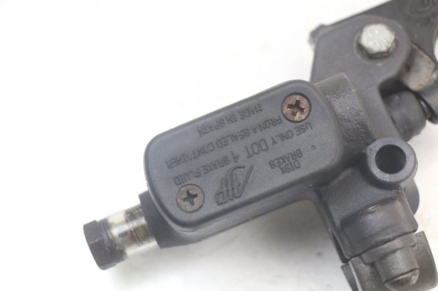 photo de FRONT BRAKE MASTER CYLINDER PEUGEOT SPEEDFIGHT 100 (1997 - 2007)