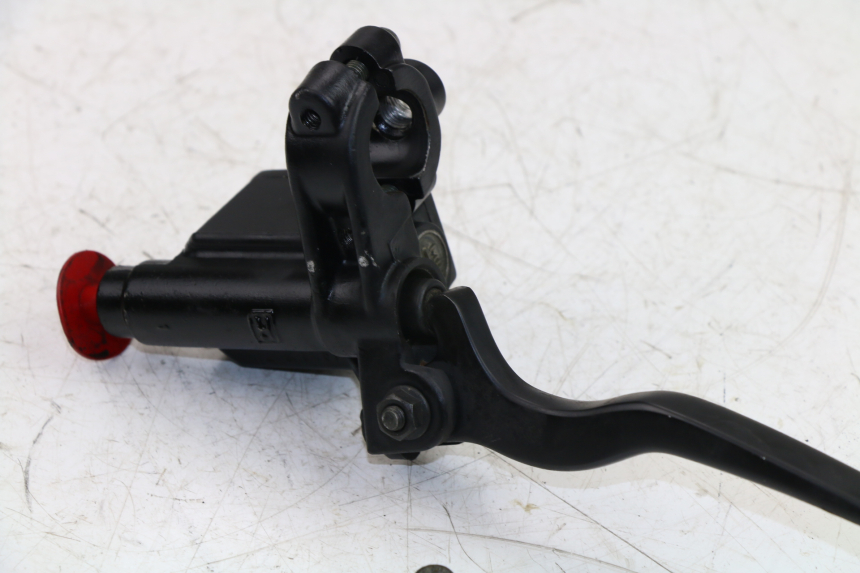 photo de FRONT BRAKE MASTER CYLINDER PIAGGIO CARNABY 125 (2007 - 2011)