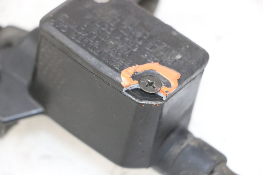 photo de FRONT BRAKE MASTER CYLINDER PIAGGIO MP3 125 (2006 - 2014)