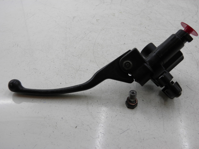 photo de FRONT BRAKE MASTER CYLINDER PIAGGIO SUPER LX 125 (2000 - 2003)