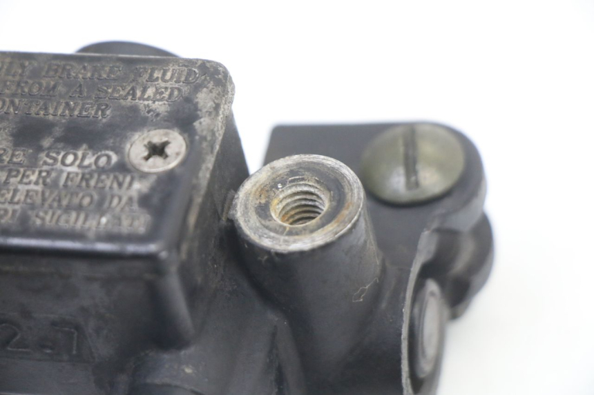 photo de FRONT MASTER CYLINDER PIAGGIO VESPA GRANTURISMO 125 (2003 - 2007)