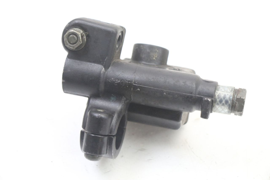photo de FRONT MASTER CYLINDER PIAGGIO VESPA GRANTURISMO 125 (2003 - 2007)