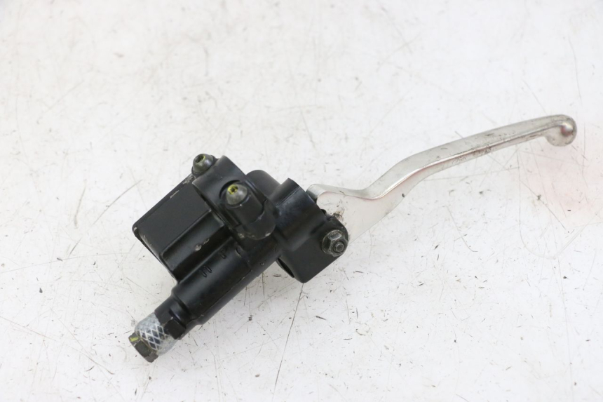 photo de FRONT BRAKE MASTER CYLINDER PIAGGIO VESPA S 2T 50 (2007 - 2014)