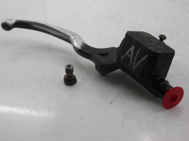 photo de FRONT BRAKE MASTER CYLINDER PIAGGIO X8 125 (2004 - 2007)