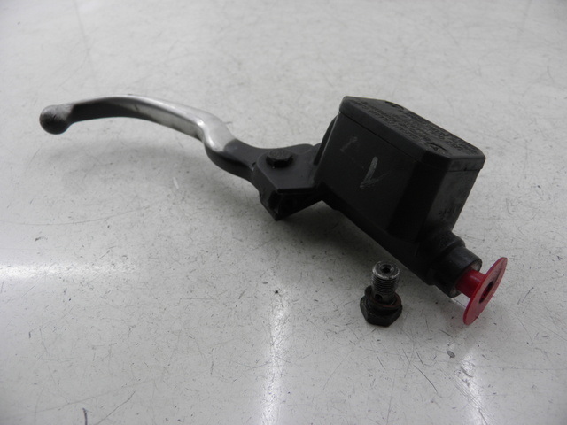 photo de FRONT BRAKE MASTER CYLINDER PIAGGIO X8 125 (2004 - 2007)