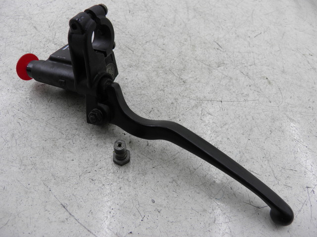 photo de FRONT BRAKE MASTER CYLINDER PIAGGIO X8 125 (2004 - 2007)