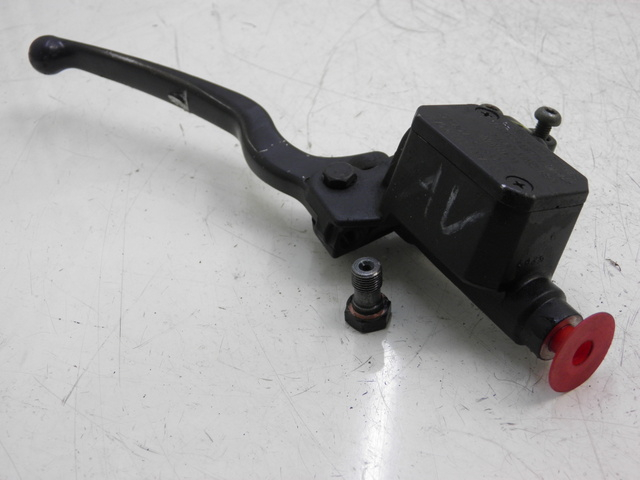 photo de FRONT BRAKE MASTER CYLINDER PIAGGIO X8 125 (2004 - 2007)