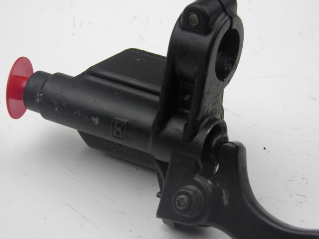 photo de FRONT BRAKE MASTER CYLINDER PIAGGIO X8 125 (2004 - 2007)