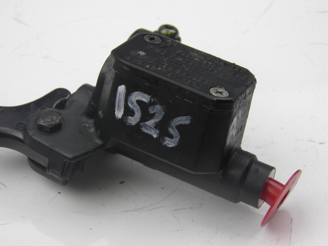 photo de FRONT BRAKE MASTER CYLINDER PIAGGIO X8 125 (2004 - 2007)