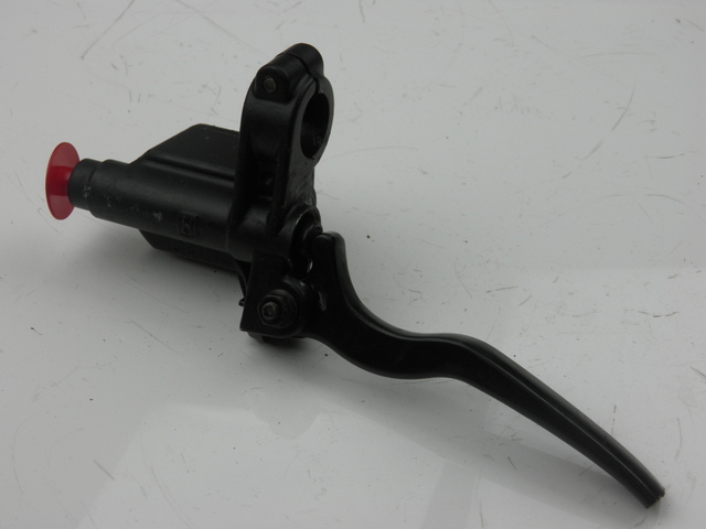 photo de FRONT BRAKE MASTER CYLINDER PIAGGIO X8 125 (2004 - 2007)