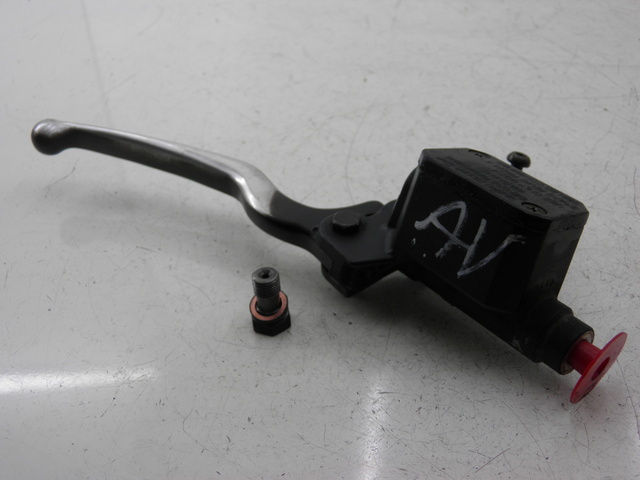 photo de FRONT BRAKE MASTER CYLINDER PIAGGIO X8 STREET 125 (2006 - 2007)