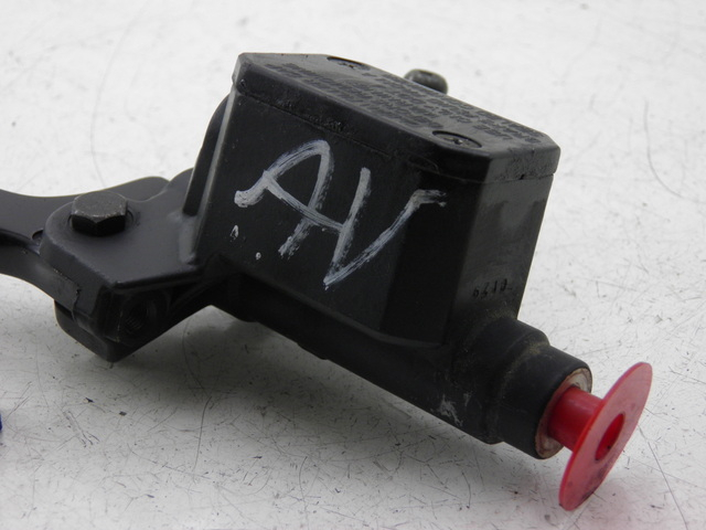 photo de FRONT BRAKE MASTER CYLINDER PIAGGIO X8 STREET 125 (2006 - 2007)