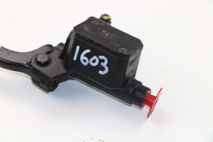 photo de FRONT BRAKE MASTER CYLINDER PIAGGIO X8 STREET 125 (2006 - 2007)