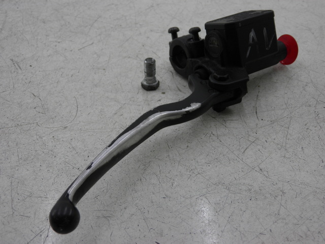 photo de FRONT MASTER CYLINDER PIAGGIO X9 EVOLUTION 125 (2003 - 2007)