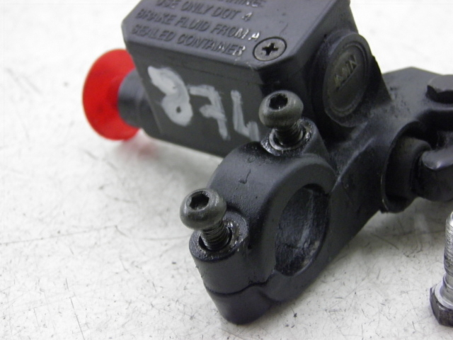 photo de FRONT MASTER CYLINDER PIAGGIO X9 EVOLUTION 125 (2003 - 2007)