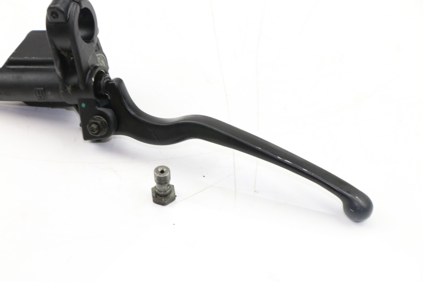 photo de FRONT MASTER CYLINDER PIAGGIO X9 EVOLUTION 125 (2003 - 2007)