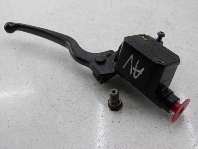 photo de FRONT BRAKE MASTER CYLINDER PIAGGIO XEVO - X EVO 125 (2010 - 2015)