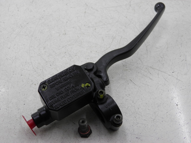 photo de FRONT BRAKE MASTER CYLINDER PIAGGIO XEVO - X EVO 125 (2010 - 2015)