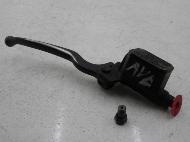 photo de FRONT BRAKE MASTER CYLINDER PIAGGIO XEVO - X EVO 125 (2010 - 2015)