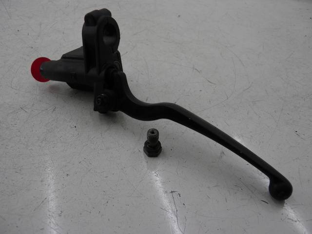 photo de FRONT BRAKE MASTER CYLINDER PIAGGIO XEVO - X EVO 125 (2010 - 2015)