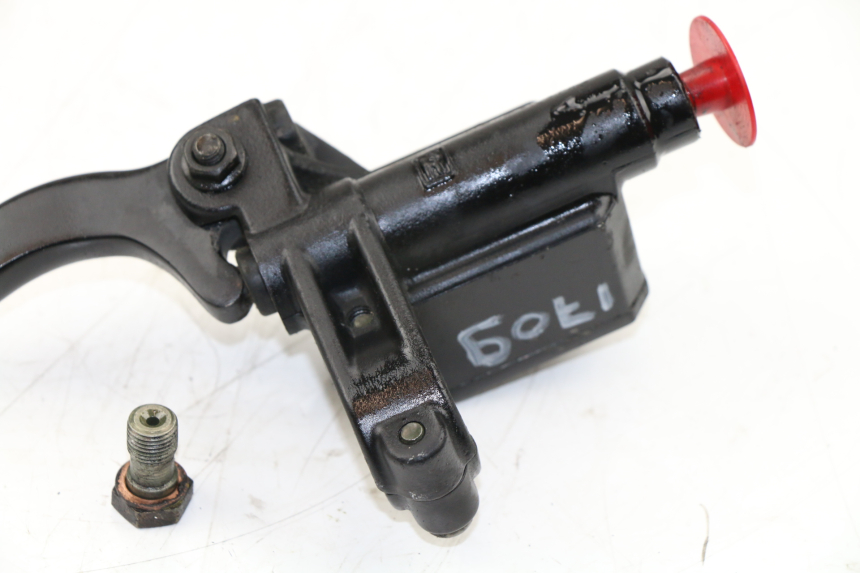 photo de FRONT BRAKE MASTER CYLINDER PIAGGIO XEVO - X EVO 125 (2007 - 2016)