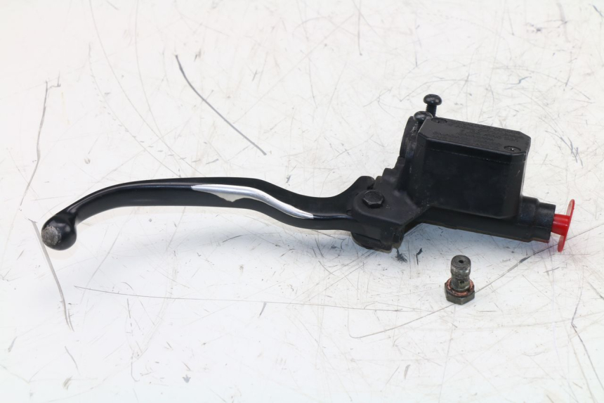 photo de FRONT BRAKE MASTER CYLINDER PIAGGIO XEVO - X EVO 125 (2007 - 2016)