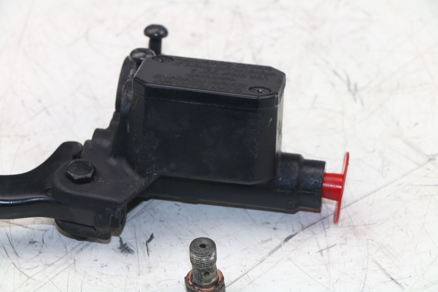 photo de FRONT BRAKE MASTER CYLINDER PIAGGIO XEVO - X EVO 125 (2007 - 2016)