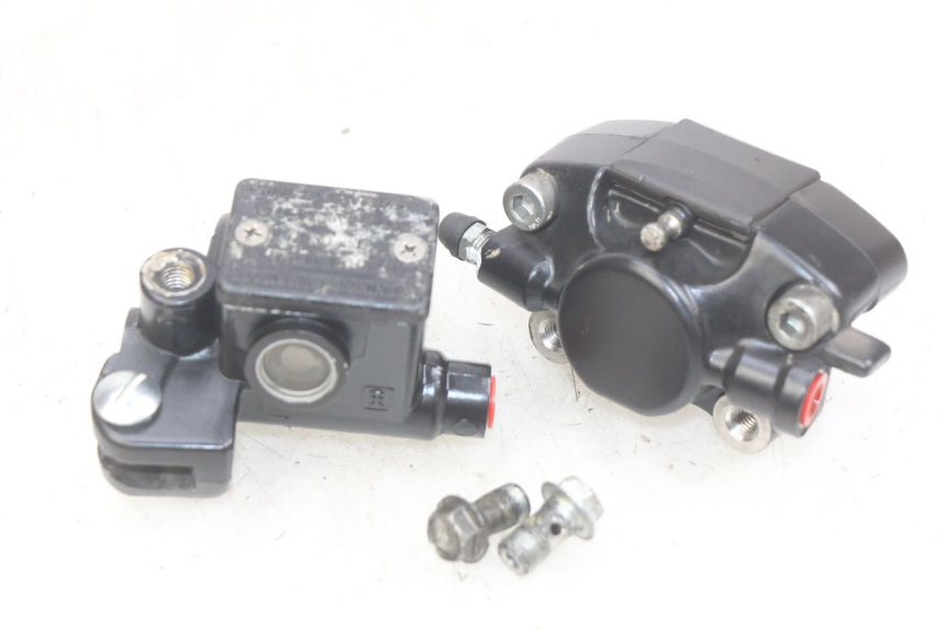 photo de FRONT MASTER CYLINDER PIAGGIO ZIP 2T 50 (2009 - 2019)