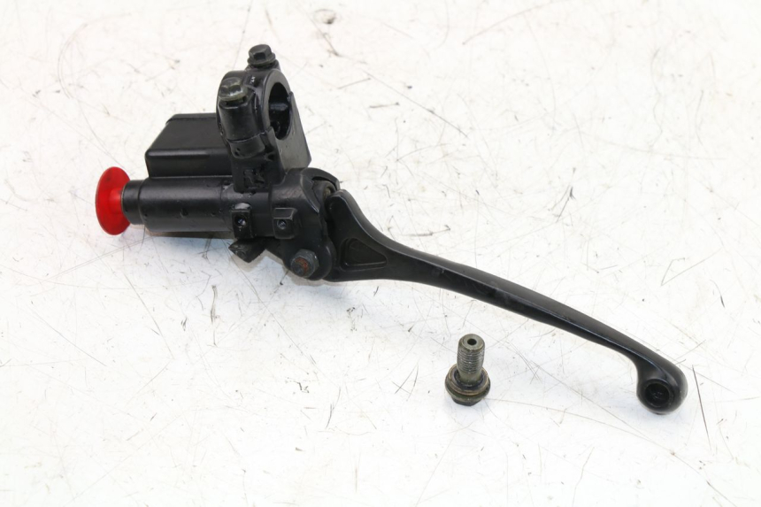 photo de FRONT BRAKE MASTER CYLINDER IMF INDUSTRIE PTIO 4 50 (2014 - 2017) - Zoom on usage condition