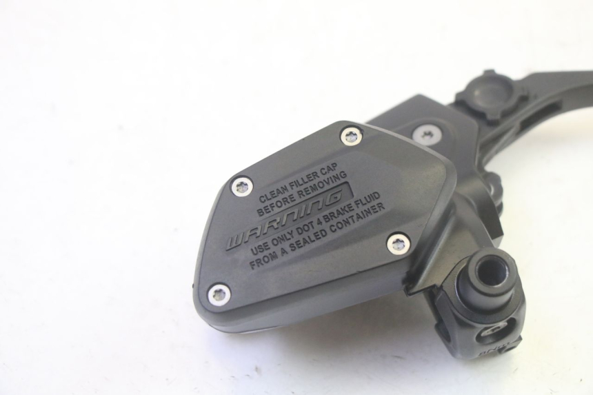 photo de FRONT BRAKE MASTER CYLINDER BMW R GS 1250 (2021 - 2024) - Component detail