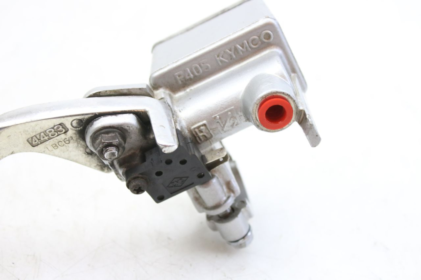 photo de FRONT MASTER CYLINDER KYMCO SENTO 100 (2008 - 2013)