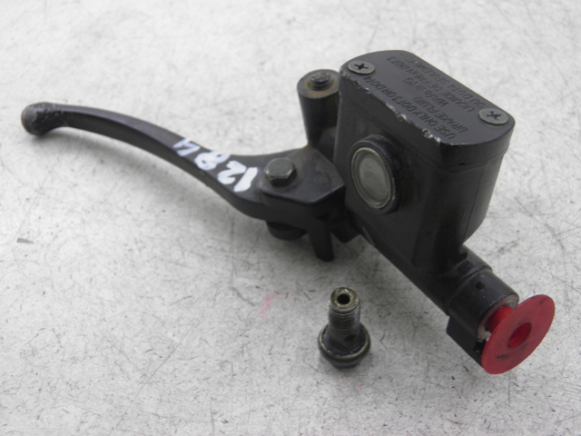 photo de FRONT BRAKE MASTER CYLINDER SHENKE WACOX 50 (2010 - 2016)