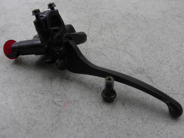 photo de FRONT BRAKE MASTER CYLINDER SHENKE WACOX 50 (2010 - 2016)