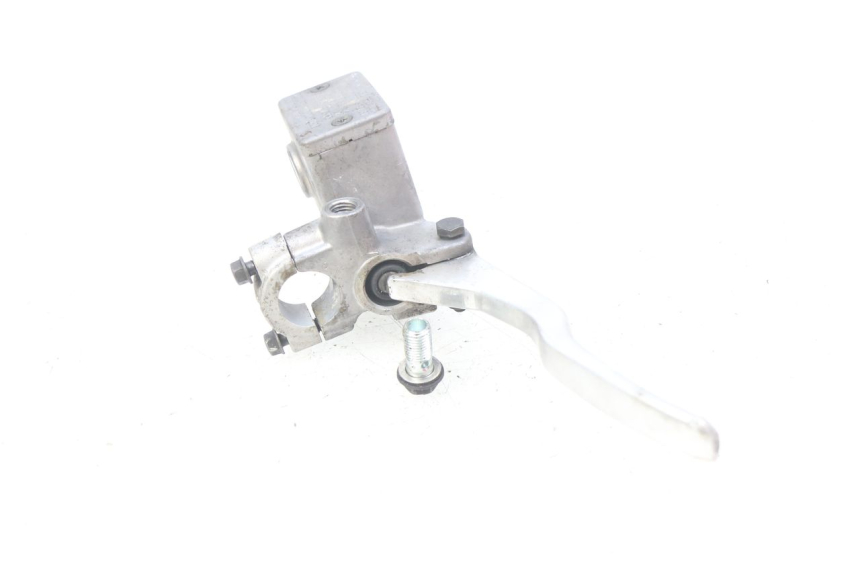 photo de FRONT BRAKE MASTER CYLINDER SUZUKI SIXTEEN 125 (2008 - 2010)