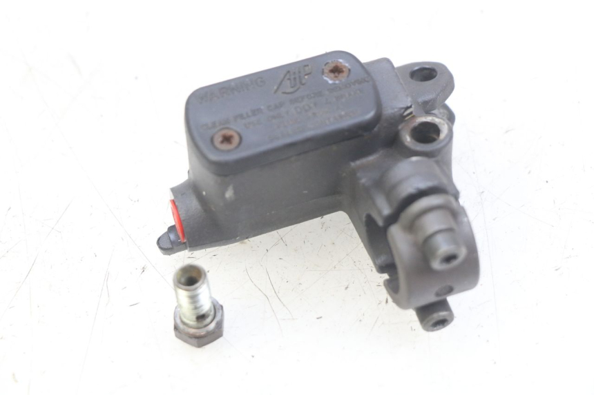 photo de FRONT BRAKE MASTER CYLINDER GAS-GAS SM ROOKIE 50 (2001 - 2005) - Technical close-up