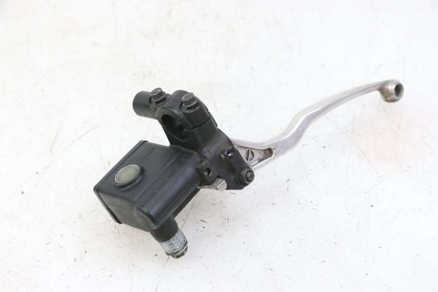 photo de FRONT BRAKE MASTER CYLINDER SUZUKI BURGMAN 125 (2007 - 2014)