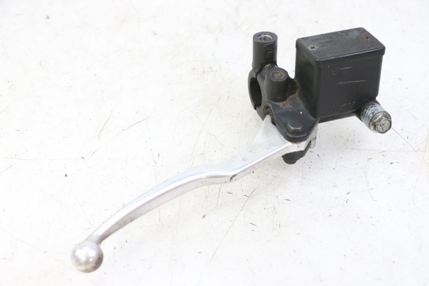 photo de FRONT BRAKE MASTER CYLINDER SUZUKI BURGMAN 125 (2007 - 2014)