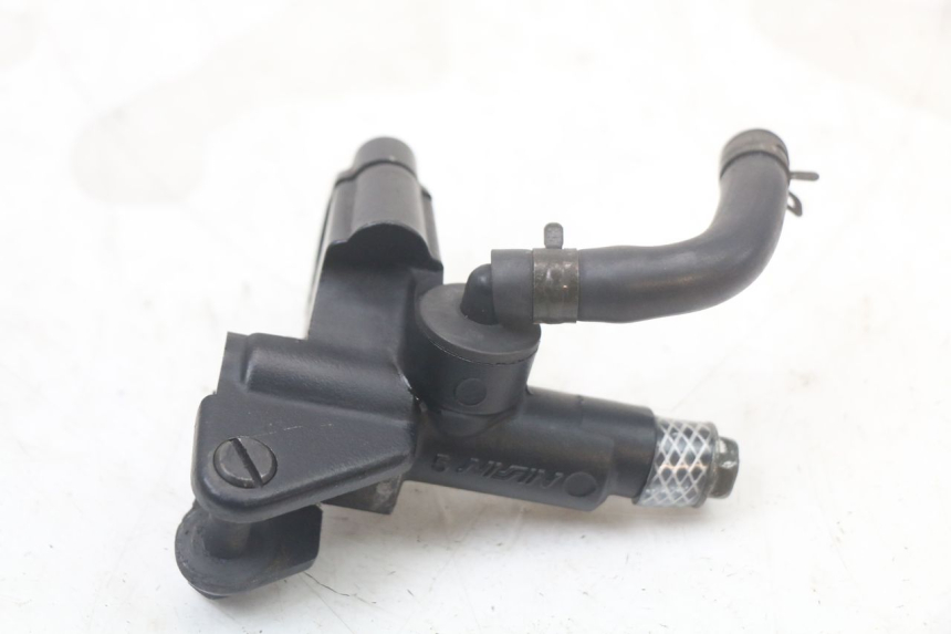 photo de FRONT MASTER CYLINDER SUZUKI SV S 650 (1999 - 2002)