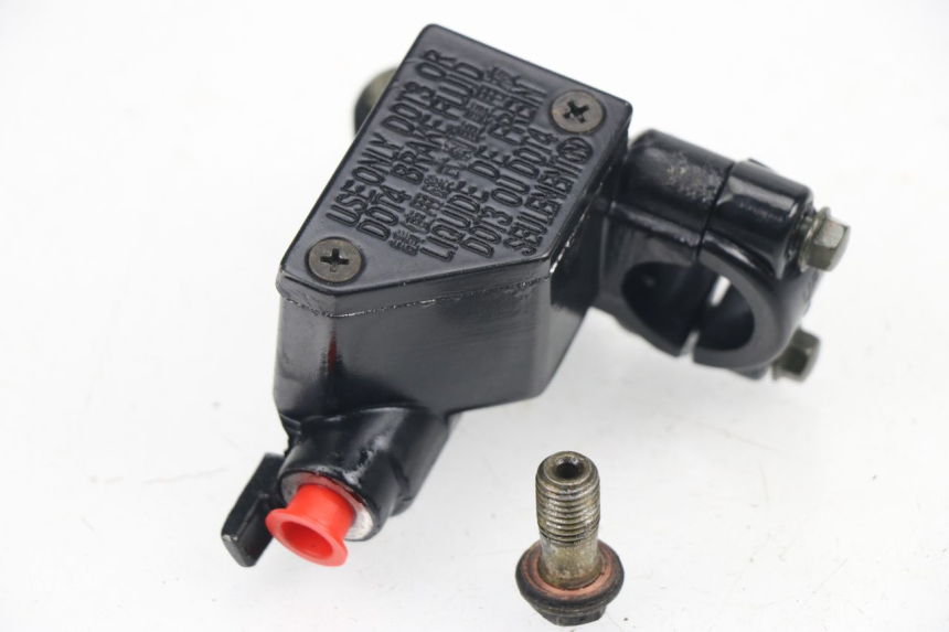 photo de FRONT BRAKE MASTER CYLINDER SYM FIDDLE 3 III 50 (2014 - 2017)