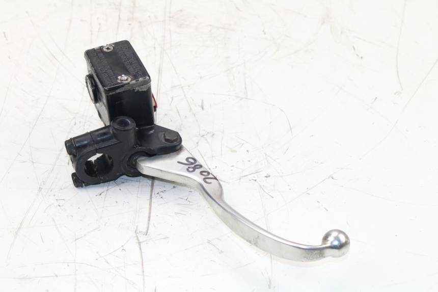 photo de FRONT BRAKE MASTER CYLINDER SYM GTS 125 (2005 - 2008)