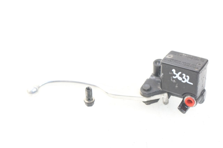 photo de FRONT BRAKE MASTER CYLINDER SYM GTS EFI ABS 125 (2012 - 2016)