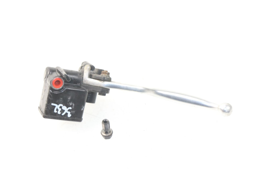 photo de FRONT BRAKE MASTER CYLINDER SYM GTS EFI ABS 125 (2012 - 2016)
