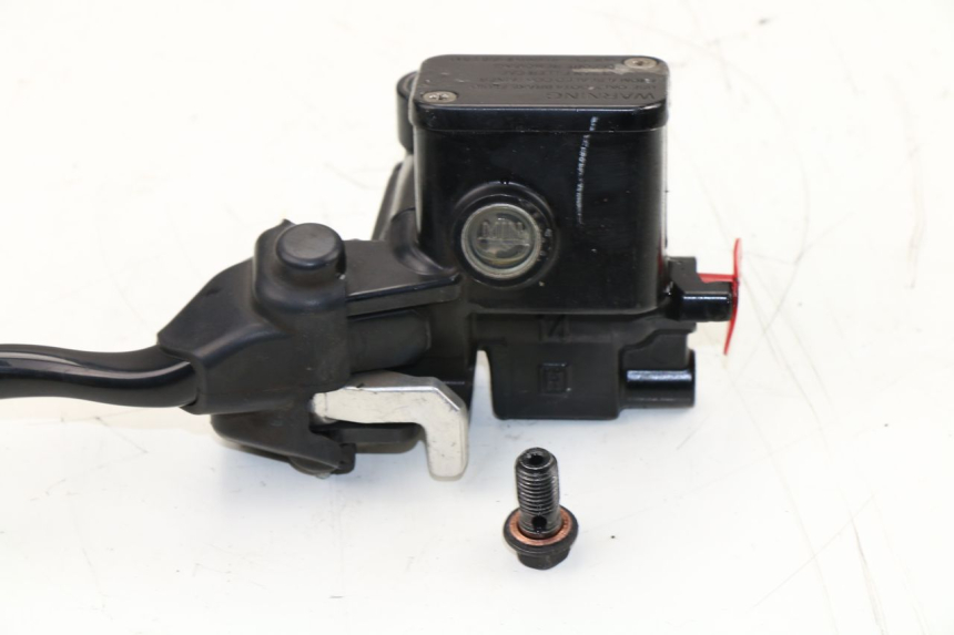 photo de FRONT BRAKE MASTER CYLINDER YAMAHA TRICITY 125 (2012 - 2016)