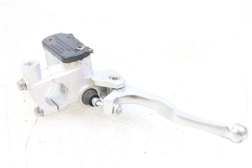 photo de FRONT BRAKE MASTER CYLINDER VENT DERAPAGE 50 (2018 - 2023)