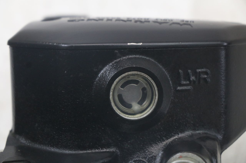 photo de FRONT MASTER CYLINDER KAWASAKI VERSYS ABS 650 (2015 - 2018)